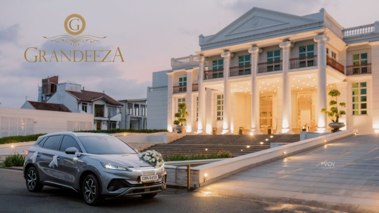Grandeza Hotel & Spa sign in Kochi, ideal for hosting Sri Lankan weddings, Poruwa ceremonies, and marriage proposals with luxury accommodations and wellness services.